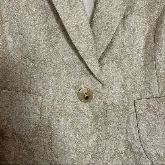 Banana Republic Cream Wool Brocade Tapered Cropped Blazer Size  2 Quiet Luxury - Picture 7 of 16